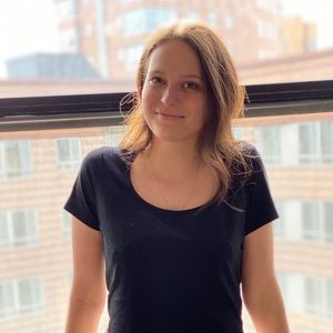 Meet your Posher, Lena